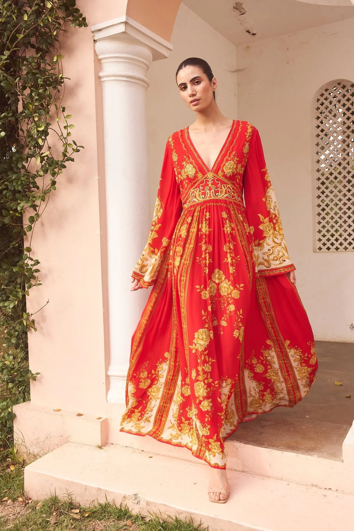 A NIGHT IN SHANGHAI MAXI DRESS W FLARED SLEEVES