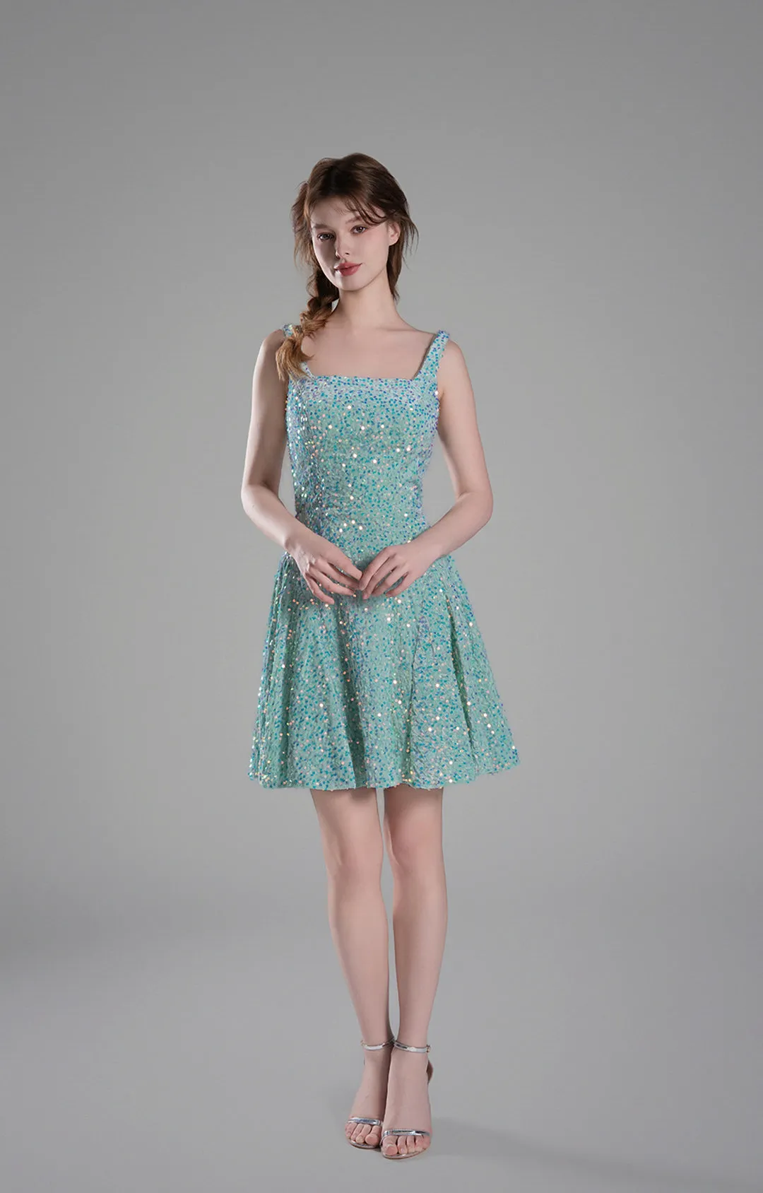 Square-Neck Wide Straps Sequins Pleated Dresses