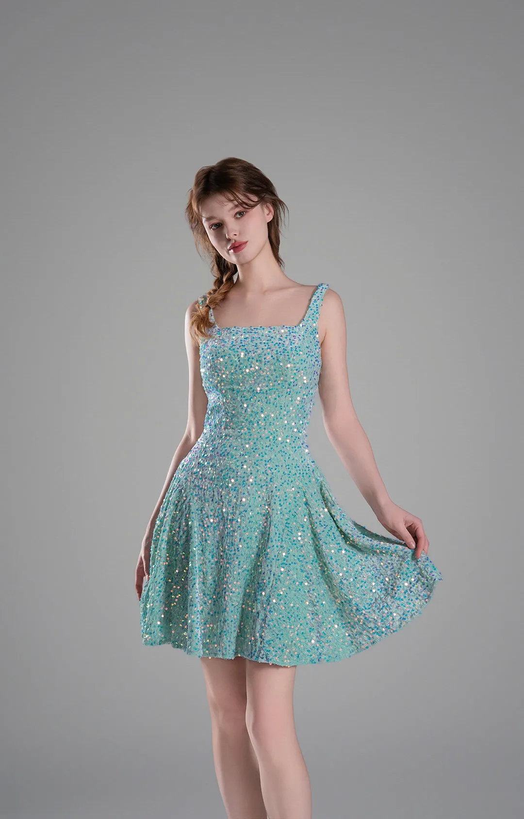 Square-Neck Wide Straps Sequins Pleated Dresses