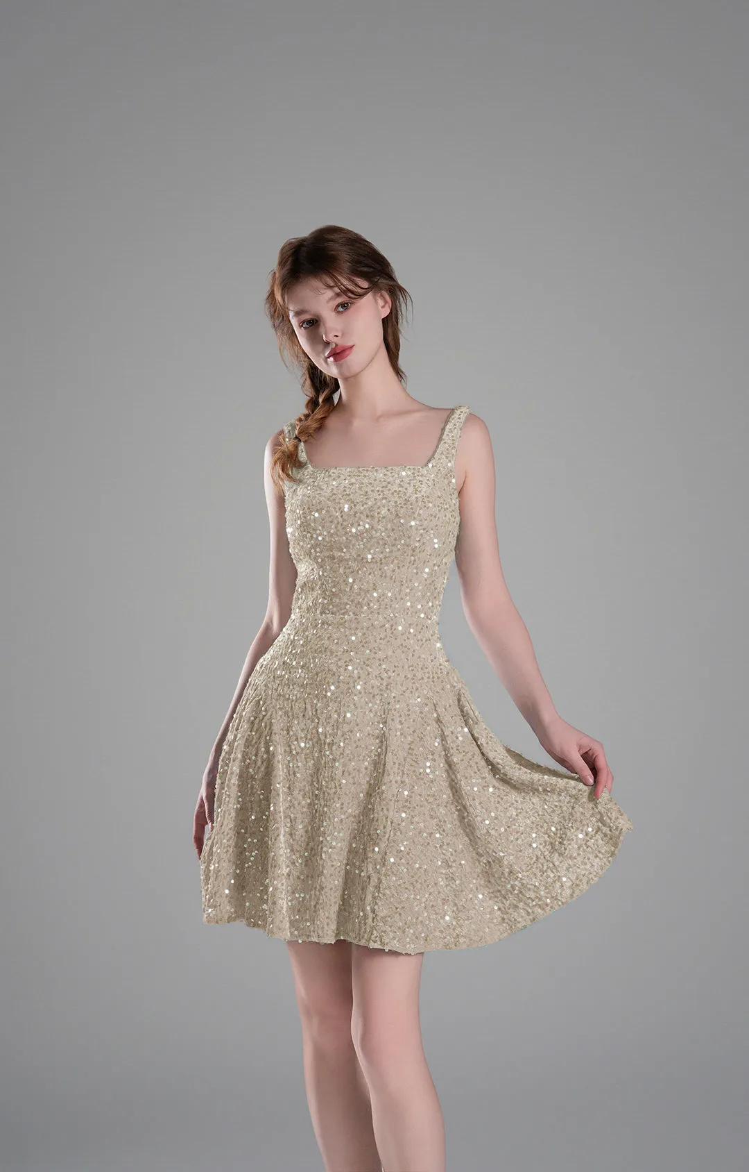 Square-Neck Wide Straps Sequins Pleated Dresses
