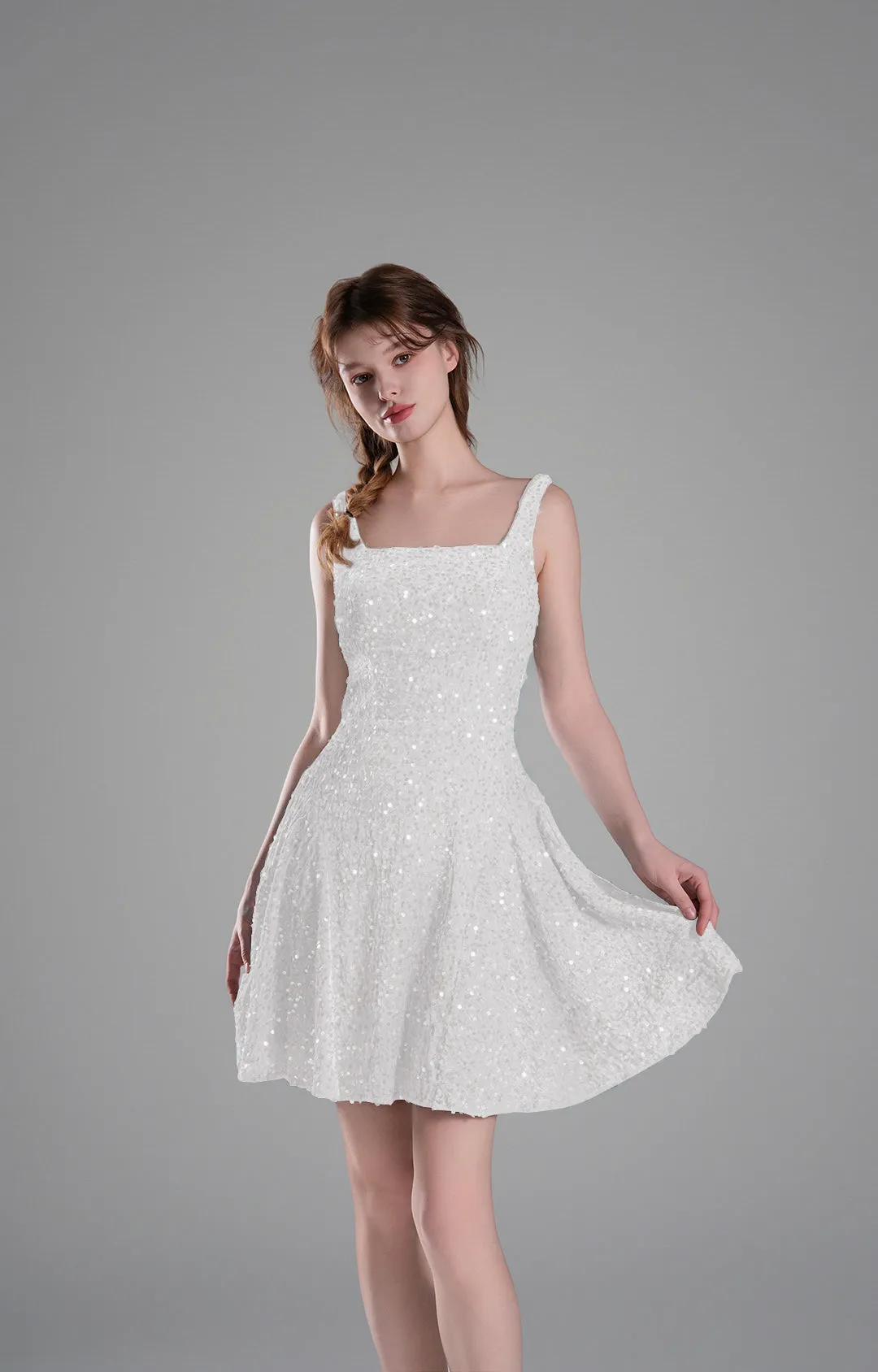 Square-Neck Wide Straps Sequins Pleated Dresses