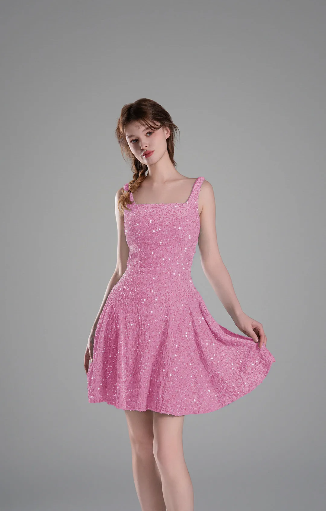 Square-Neck Wide Straps Sequins Pleated Dresses