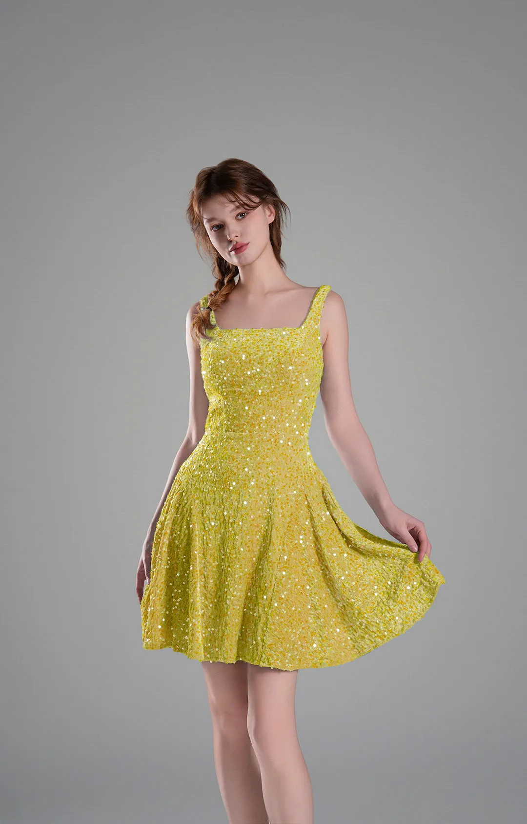 Square-Neck Wide Straps Sequins Pleated Dresses