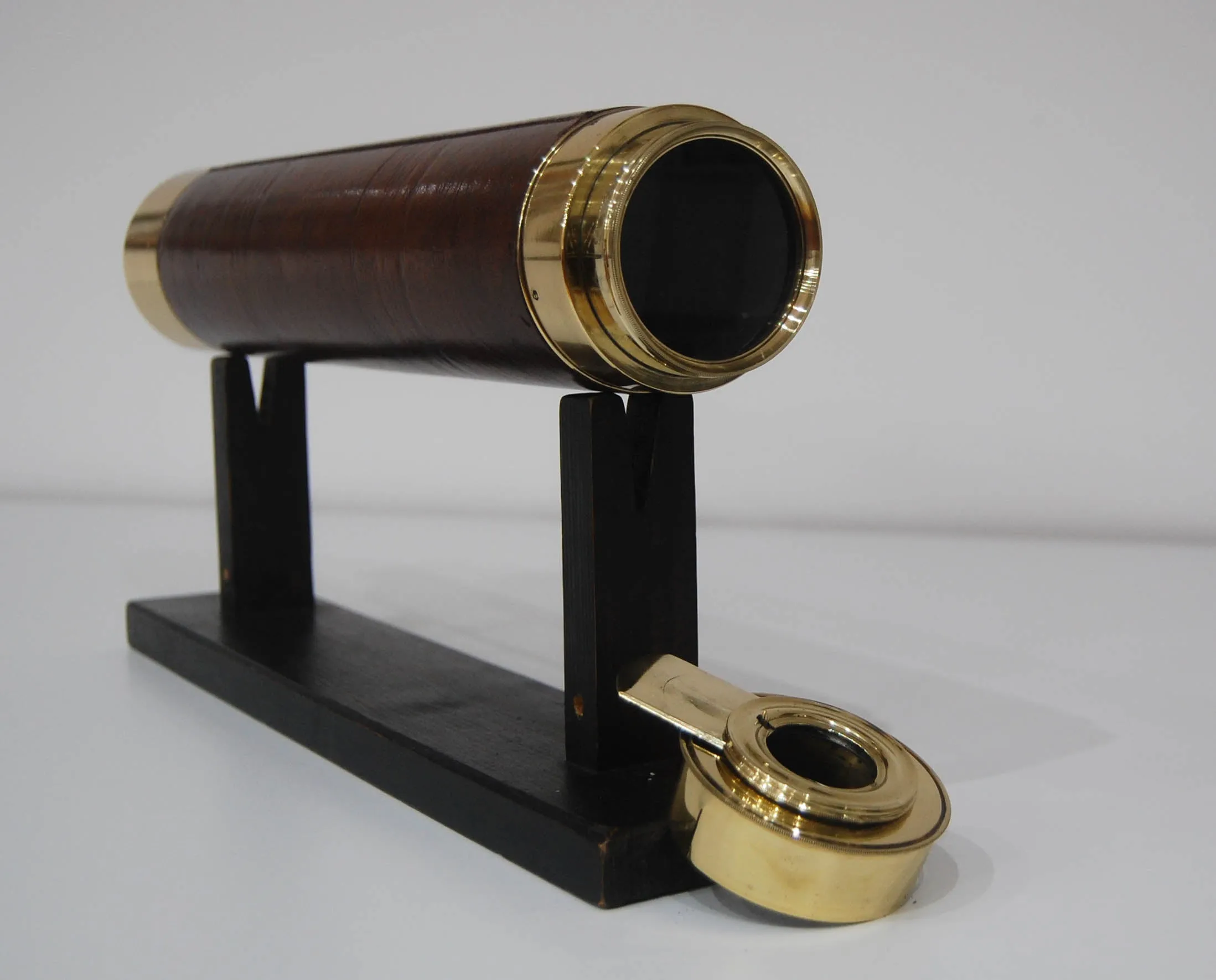 William IV Marine Night Glass by George Stebbing Optician to The Royal Yacht Squadron