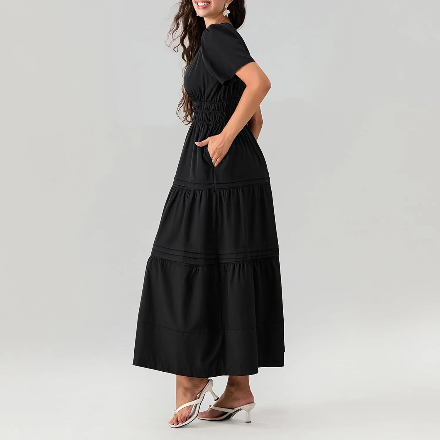 Women Short Sleeve Maxi Dress Boho Smocked Waist Sundress V-Neck Floral Tiered Ruffle Long Beach Dresses with Pockets